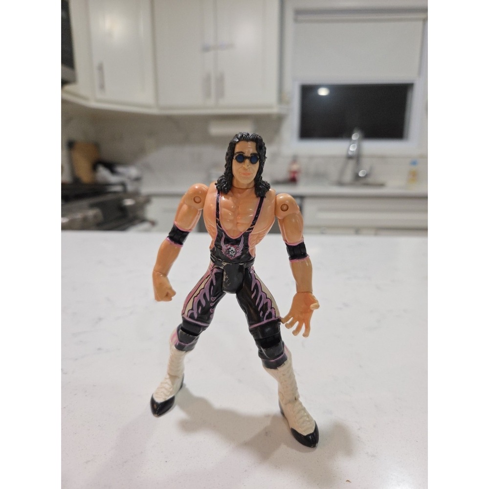 Bret The Hitman Hart 1999 WCW NWO Toy Biz Ring Fighters Wrestling Action Figure